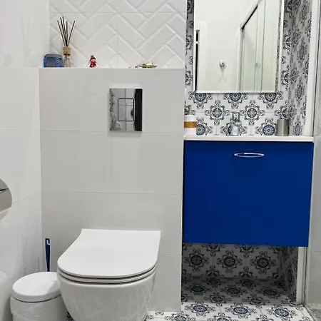 Delux In * 利沃夫