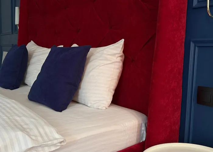 Delux In * 利沃夫